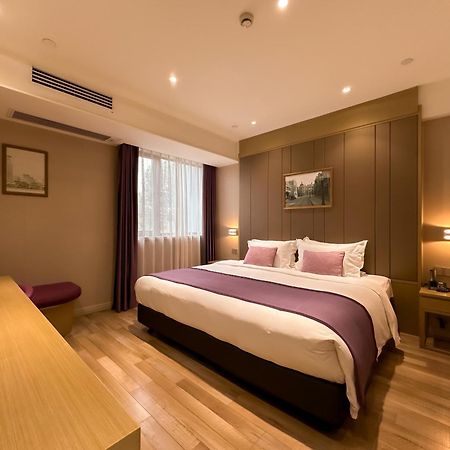 Shanghai-Deco Hotel-Free Shuttle Bus To Pudong Airport And Disneyland Exterior photo