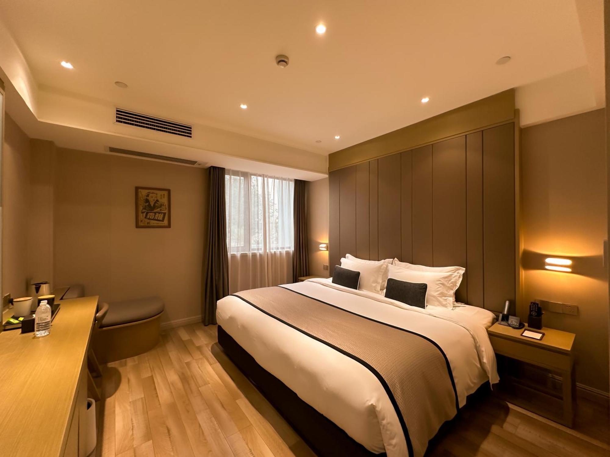Shanghai-Deco Hotel-Free Shuttle Bus To Pudong Airport And Disneyland Exterior photo