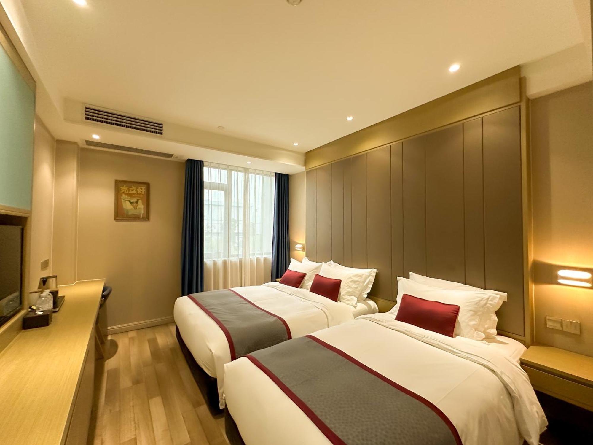 Shanghai-Deco Hotel-Free Shuttle Bus To Pudong Airport And Disneyland Exterior photo