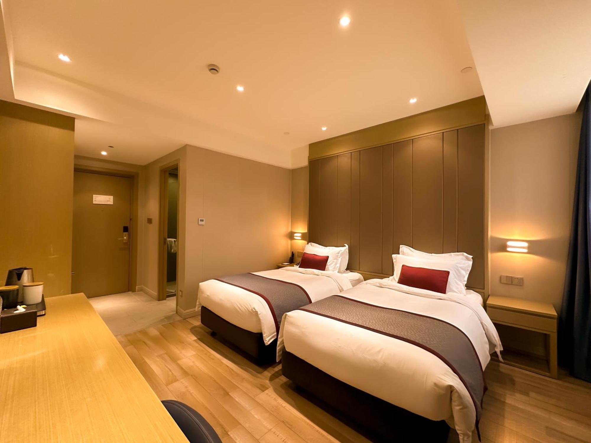 Shanghai-Deco Hotel-Free Shuttle Bus To Pudong Airport And Disneyland Exterior photo