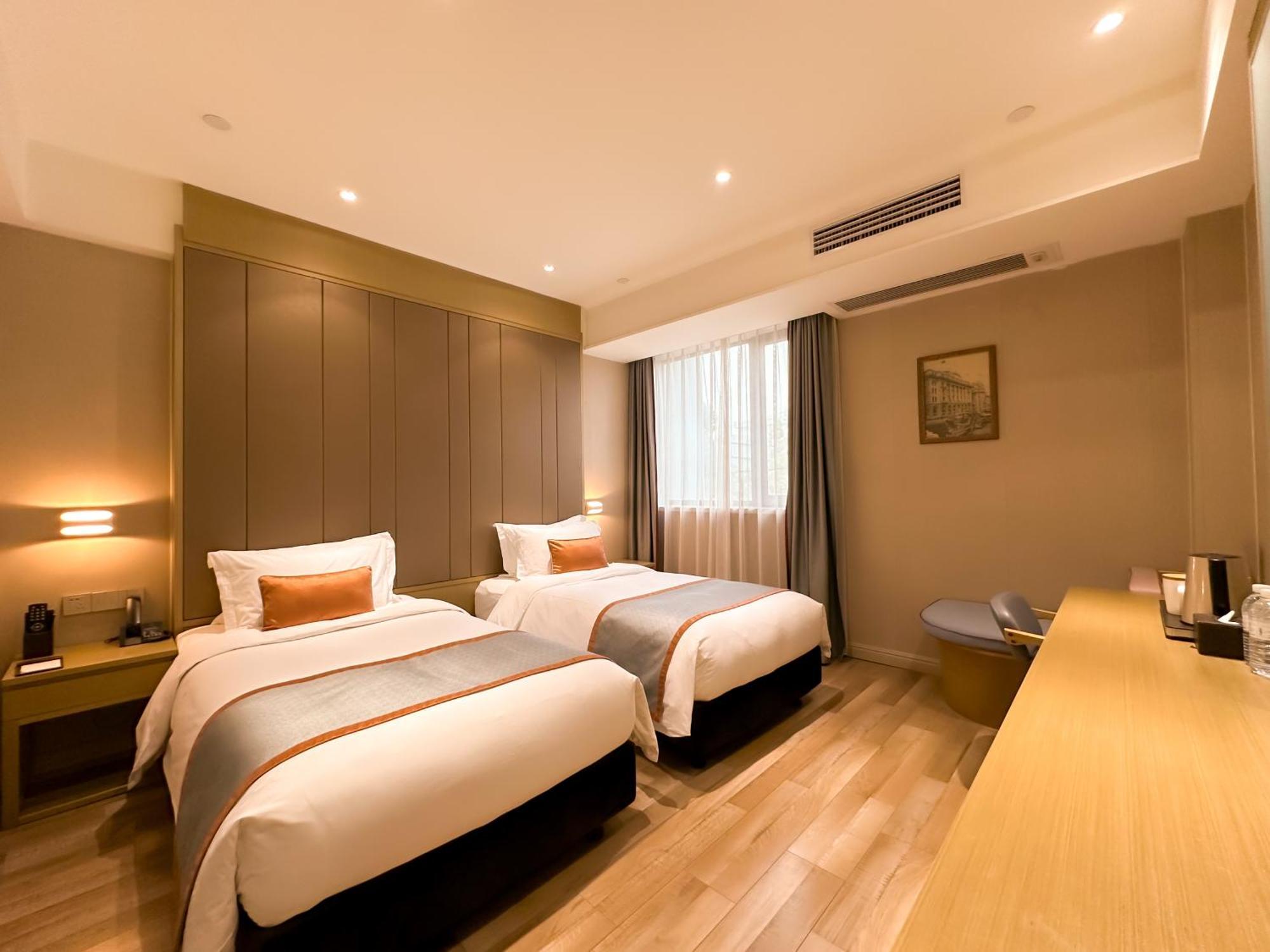 Shanghai-Deco Hotel-Free Shuttle Bus To Pudong Airport And Disneyland Exterior photo