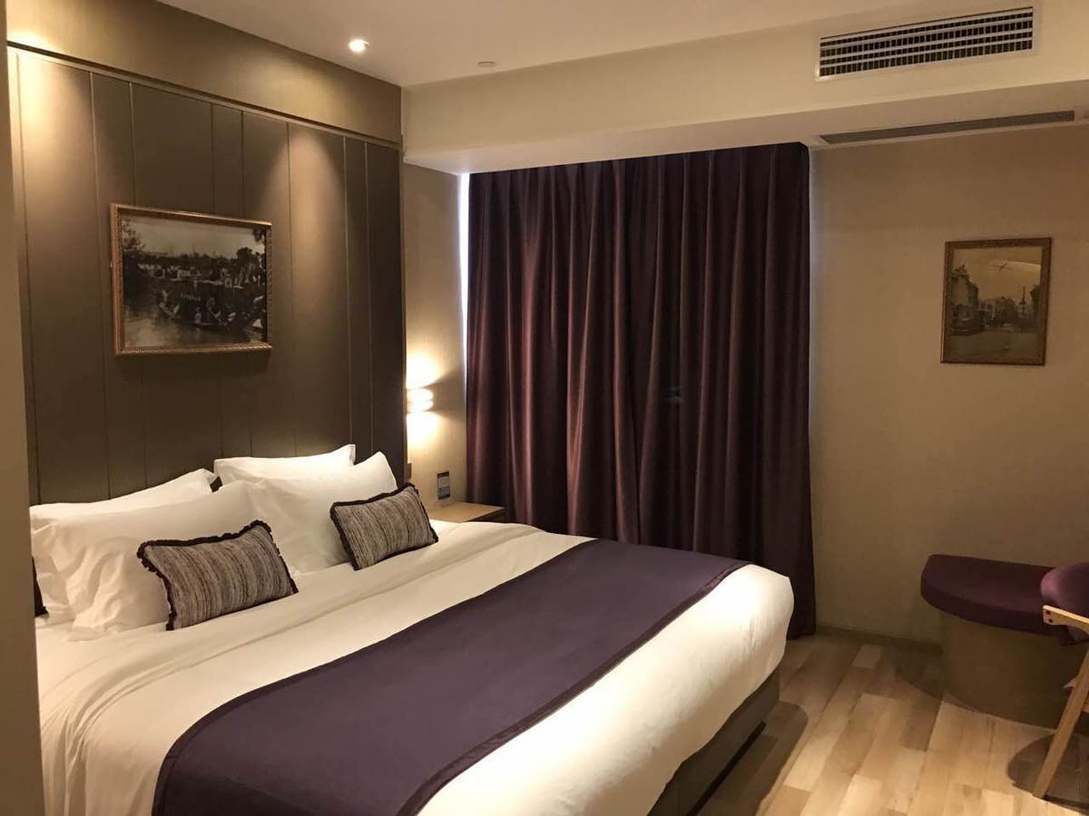 Shanghai-Deco Hotel-Free Shuttle Bus To Pudong Airport And Disneyland Exterior photo