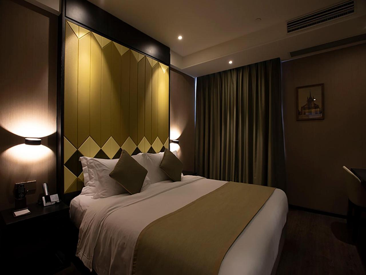 Shanghai-Deco Hotel-Free Shuttle Bus To Pudong Airport And Disneyland Exterior photo